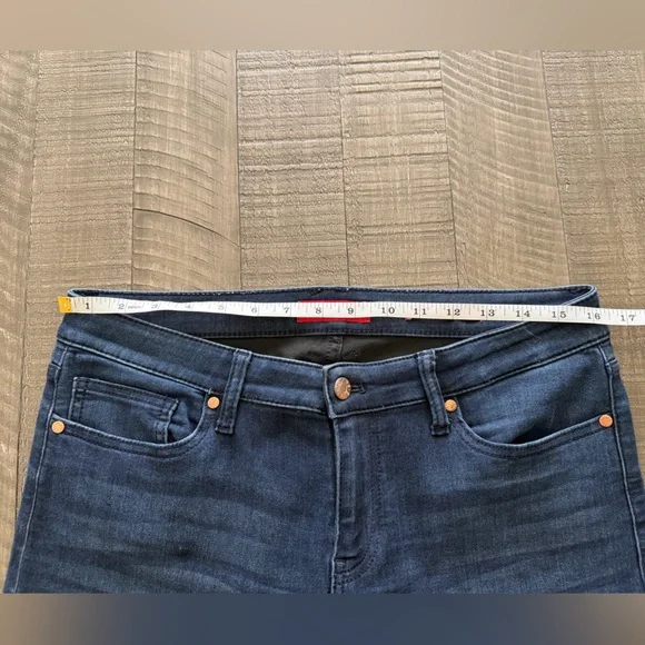 Women’s Guess Jeans - Picture 4 of 5